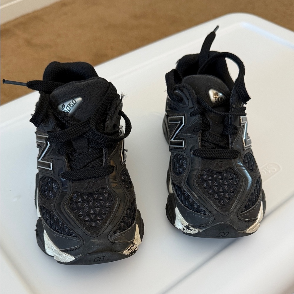 Little Kids Size 11 New Balance 9060 Black Athletic Shoes (Pre-loved)